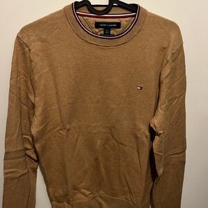 Tommy Hilfiger Men's Tan Sweater